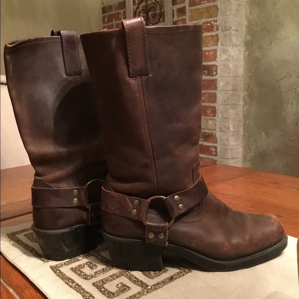 Oiled Leather Harness boot size 8